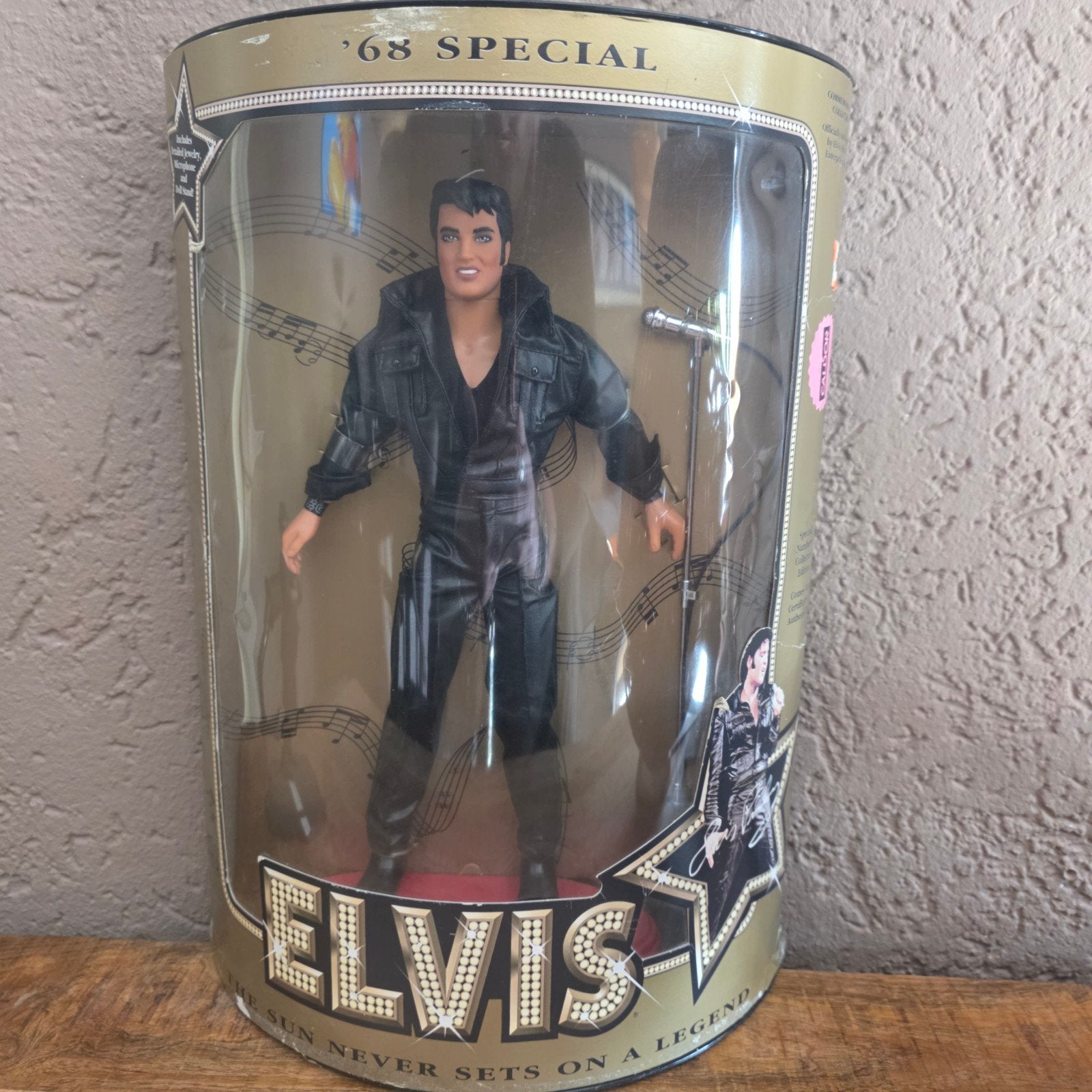 Elvis Presley '68 Special Collector's Doll, Ophalen of Verzenden, Pop, Beeldje of Miniatuur