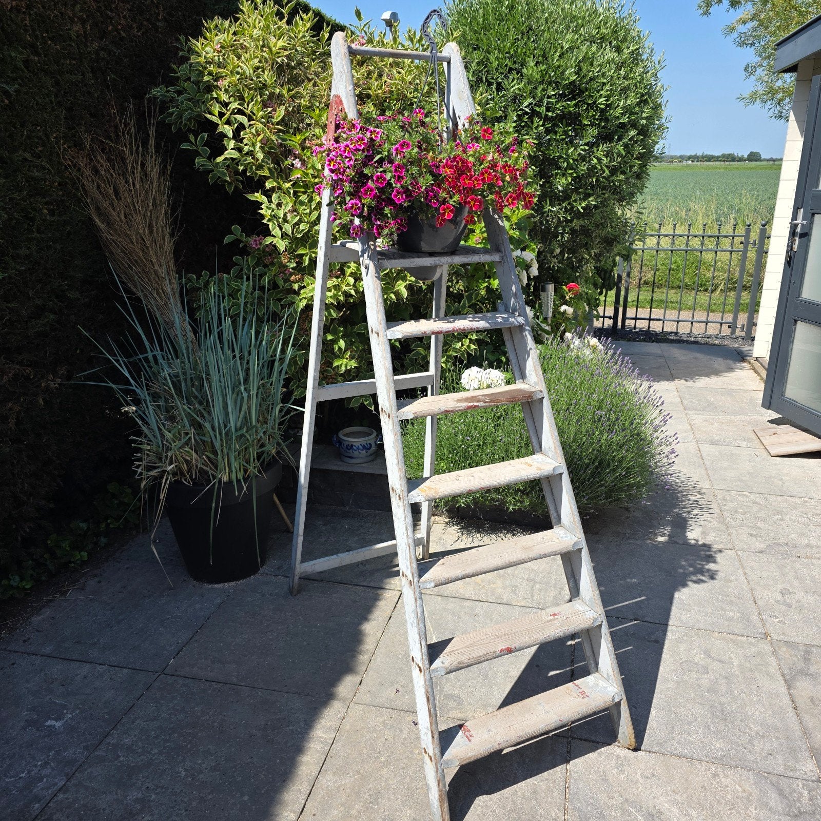 Mooie ouderwetse houten schilderstrap in originele staat, Ophalen of Verzenden, Gebruikt, Trap, Minder dan 2 meter