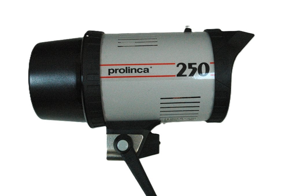 prolinca flitser 250 elinchrome, Ophalen of Verzenden, Zo goed als nieuw, Elinchrom, Lamp of Flitsset