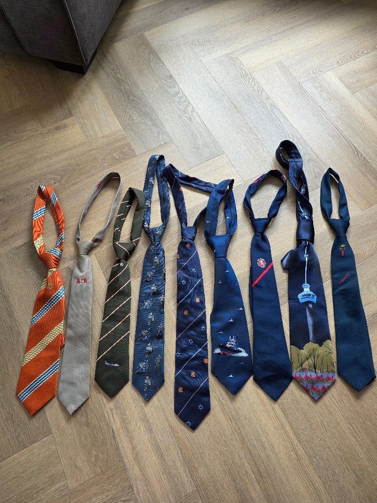 Collectie aan stropdassen, Ophalen of Verzenden, Zo goed als nieuw, Overige kleuren, Met patroon