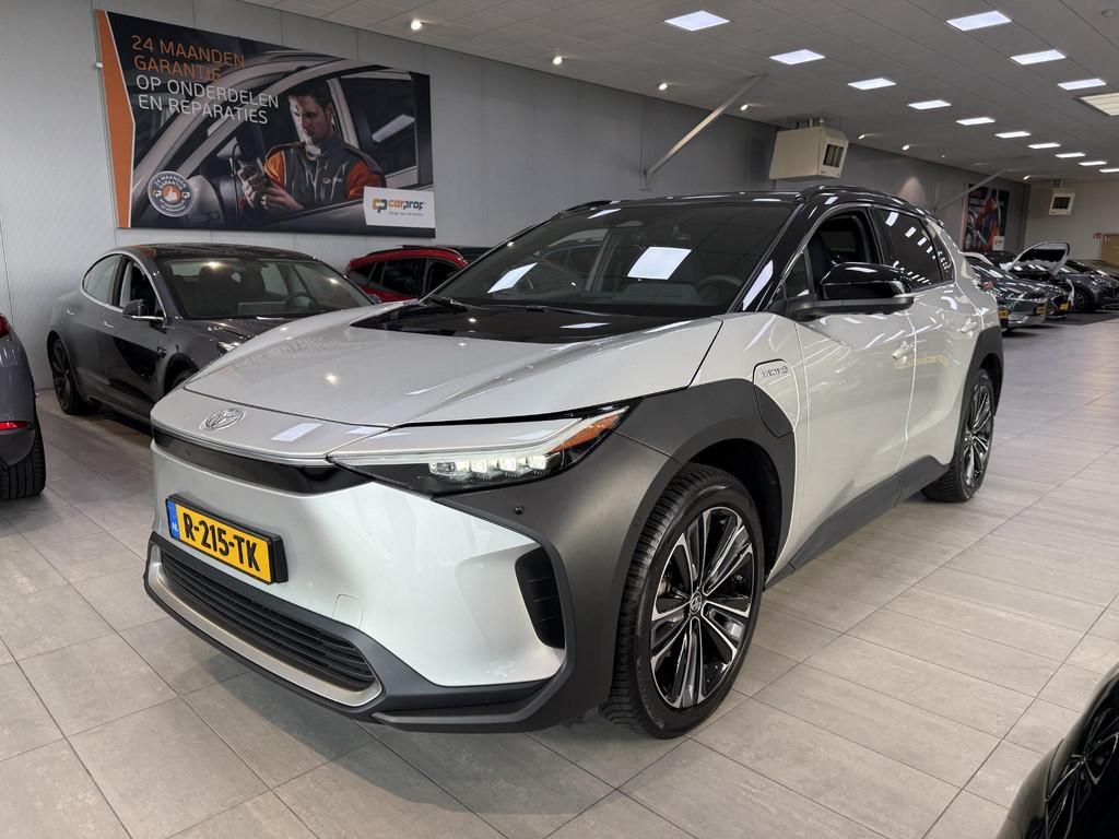 Toyota bZ4X Launch Edition Premium 71 kWh Trekhaak - Cruise, Auto's, Toyota, Gebruikt, 750 kg, 71 kWh, Origineel Nederlands