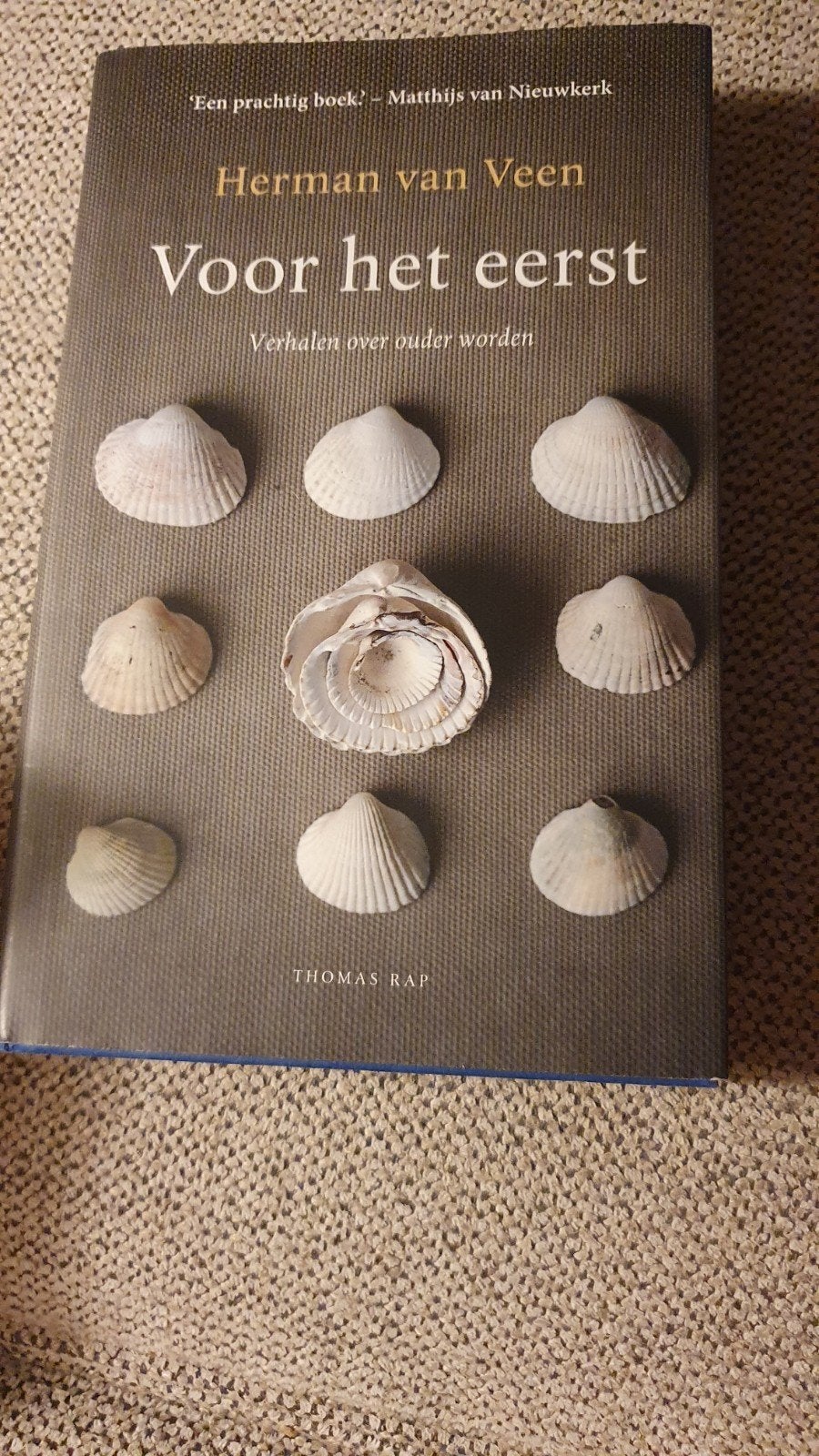 Herman van Veen - Voor het eerst: Verhalen over ouder worden, Boeken, Ophalen of Verzenden, Zo goed als nieuw, Herman van Veen