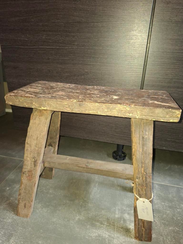 Rustiek houten krukje - Vintage decoratie, Ophalen of Verzenden