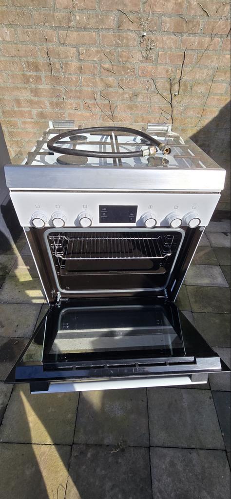 Bosch fornuis (gas + oven), Gebruikt, 60 cm of meer, Gas, Vrijstaand