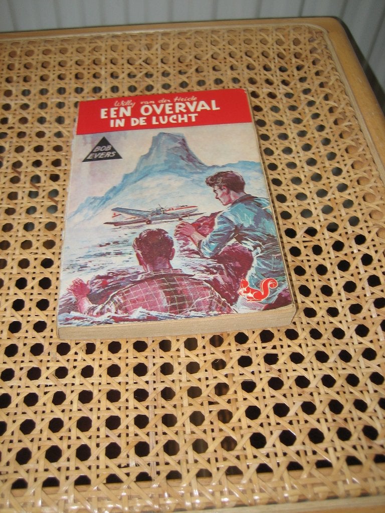 avonturenboek "een overval in de lucht" W. van der Heide, Boeken, Gelezen, Ophalen of Verzenden, Willy van der Heide, Nederland