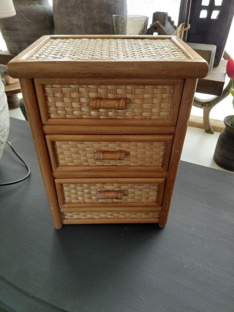 Vintage rieten bamboe ladekastje sieradenkastje, Ophalen, Huis en Inrichting