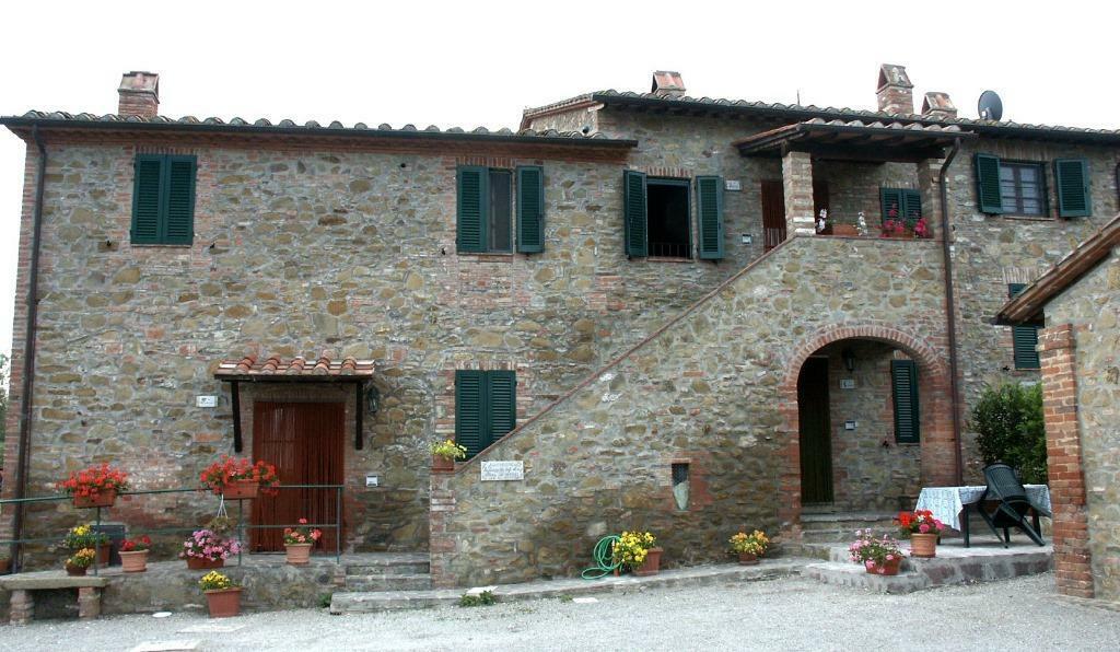 Agriturismo 10pers. en 4pers. Umbrie Trasimeno Italië, Appartement, Landelijk, Open haard, 10 personen