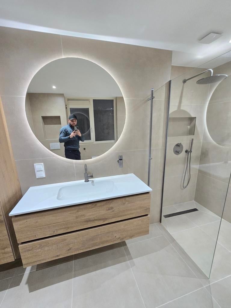Badkamer Renovatie/ Gratis offerte WhatsApp 0647512222, 24-uursservice