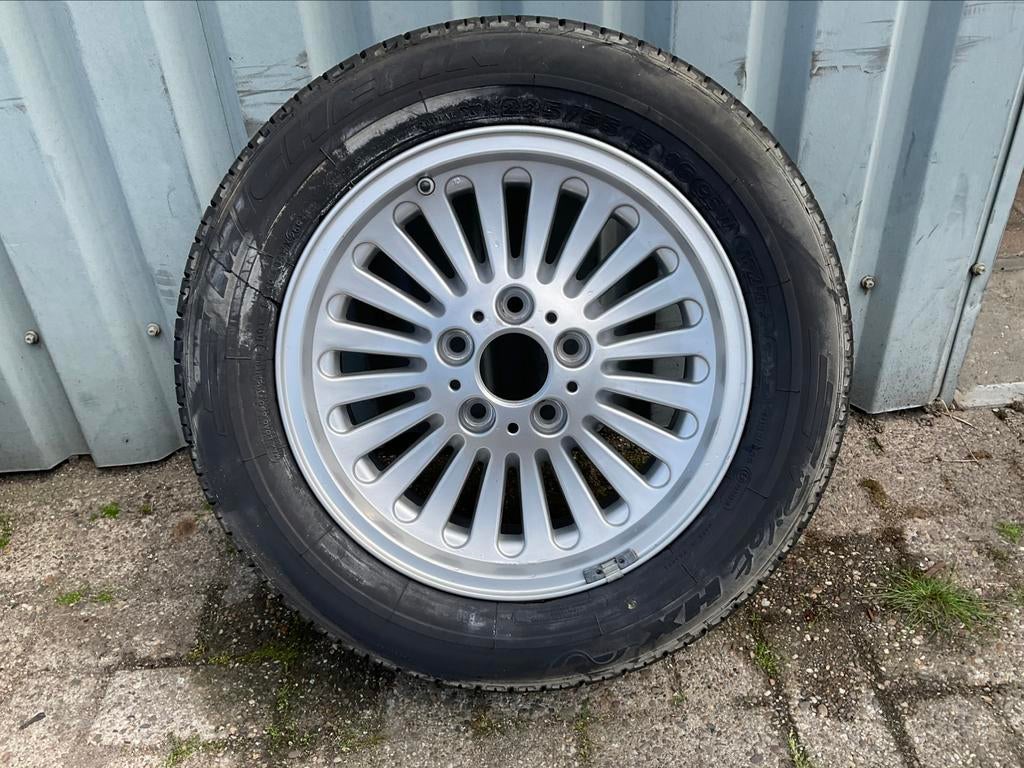 Bmw e39 reserve wiel nieuw met band 1 stuk, Auto-onderdelen, Banden en Velgen, Ophalen, Gebruikt, 16 inch, Banden en Velgen