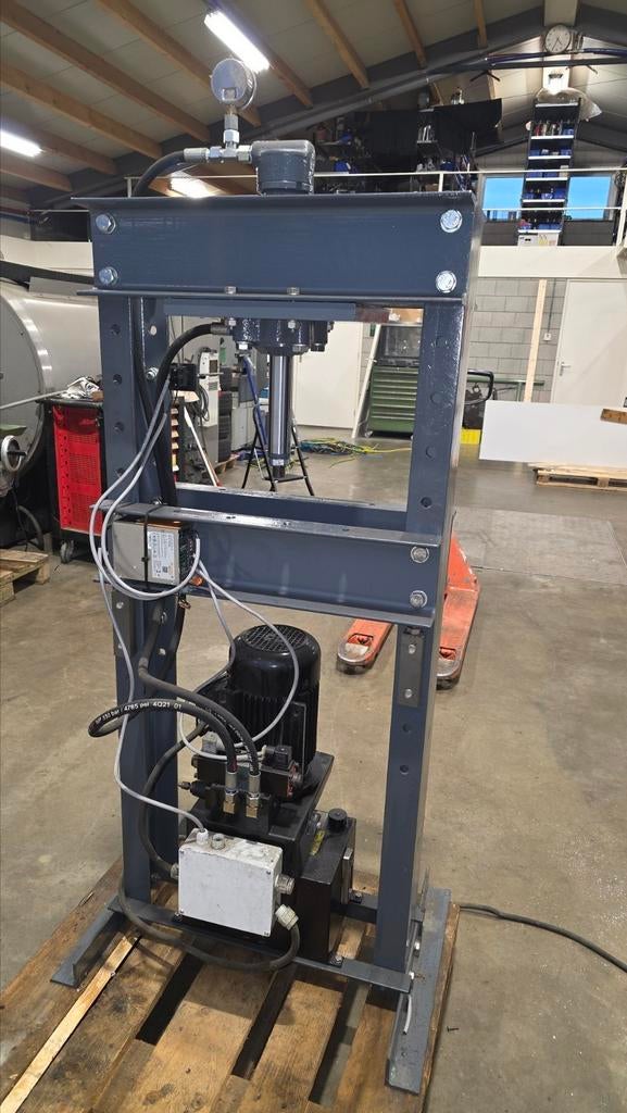 Hydraulische pers werkplaatspers, Doe-het-zelf en Verbouw, Gereedschap | Overige machines, Ophalen of Verzenden, Zo goed als nieuw