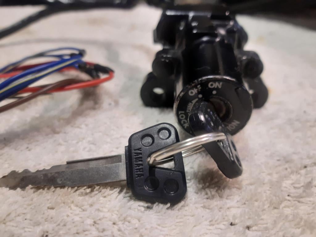 Yamaha r 6  contactslot   bj 2000, Ophalen of Verzenden, Gebruikt