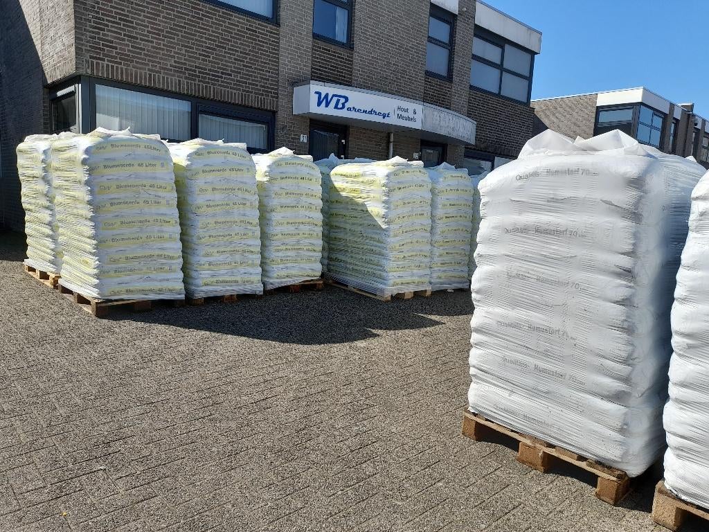 Potgrond, tuinaarde, tuinturf, houtsnippers/boomschors, Ophalen, Potgrond