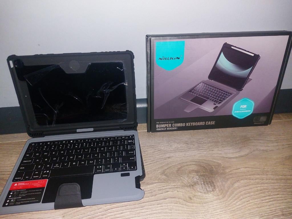 Nillkin tablethoes/ Keyboard Case iPad 10.2 (2019/2020/2021), 10 inch, Nieuw, Bescherming voor- en achterkant, Ophalen of Verzenden
