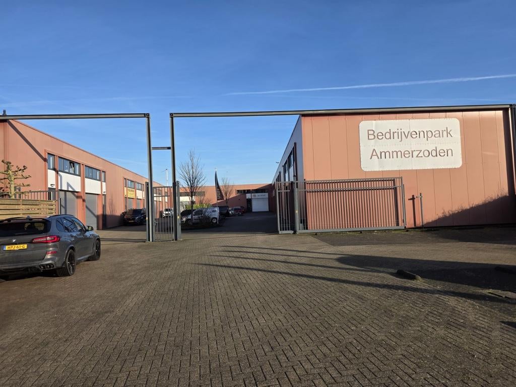 Bedrijfsruimte te huur in Ammerzoden, Ophalen