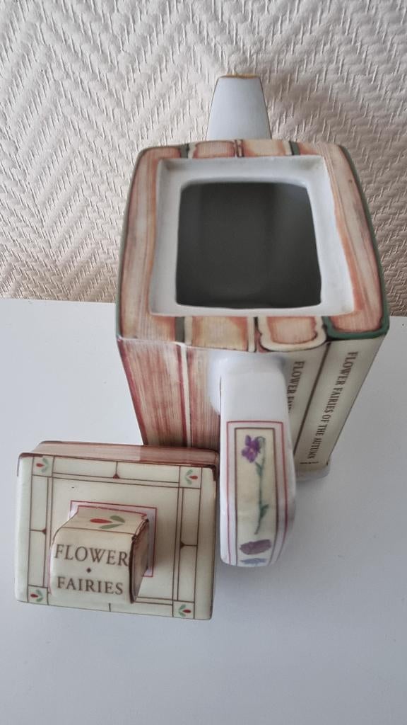 Flower fairies theepot nog nooit gebruikt., Huis en Inrichting, Ophalen, Overige typen, Nieuw, Overige stijlen