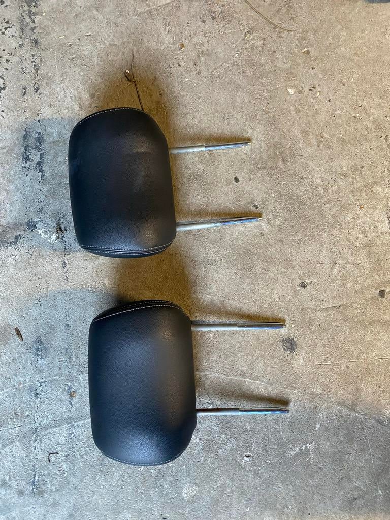2x Hoofdsteun Ford Mondeo - Zwart, Auto-onderdelen, Interieur en Bekleding, Ophalen of Verzenden, Gebruikt, Ford
