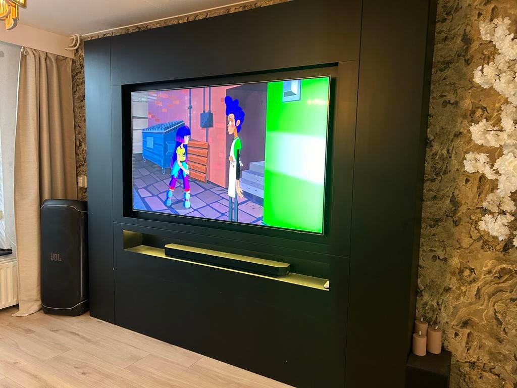 Cinemawall zwart, Huis en Inrichting, Ophalen, Kunststof, 200 cm of meer, Zo goed als nieuw