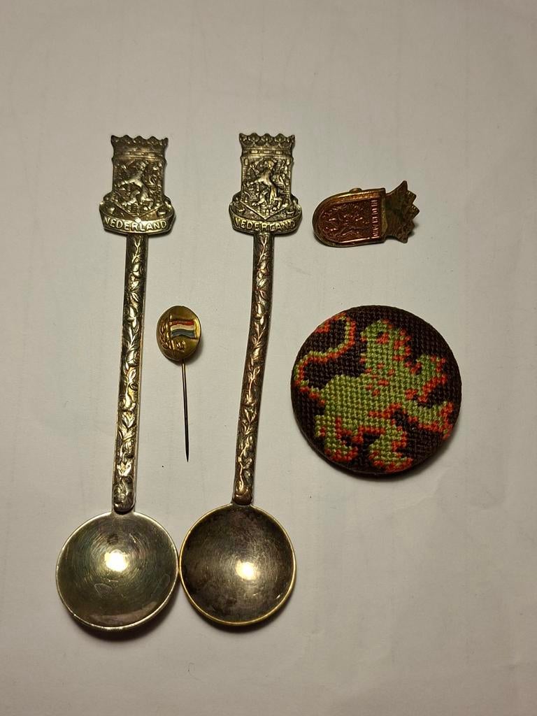 Lotje "Nederland" bevrijding(?), Verzamelen, Militaria | Tweede Wereldoorlog, Ophalen of Verzenden, Overige soorten, Nederland