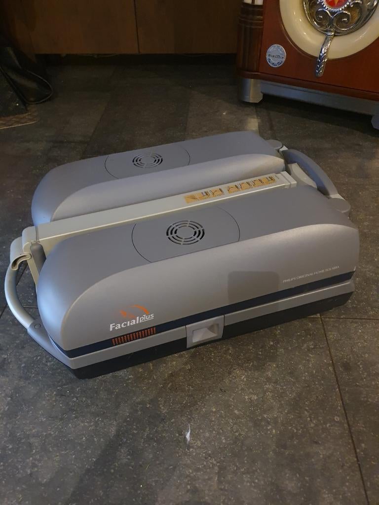 Koopje hb951 philips sunmobile inklapbare zonnehemel, Witgoed en Apparatuur, Zonnebanken en Gezichtsbruiners, Ophalen, Zo goed als nieuw