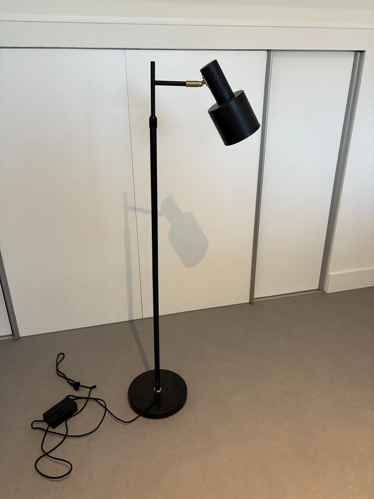Industriële Vloerlamp Nordin - Verstelbaar & Stijlvol, Ophalen, Nieuw, Metaal, 100 tot 150 cm