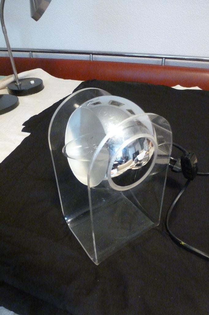 Gino Sarfatti,TAFELLAMP,sixties,zeventies,SPACE AGE,VINTAGE, Gebruikt, Ophalen of Verzenden, SIXTIES,ZEVENTIES,ITALIAN DESIGN,POP,SPACE AGE,MID-CENTURY