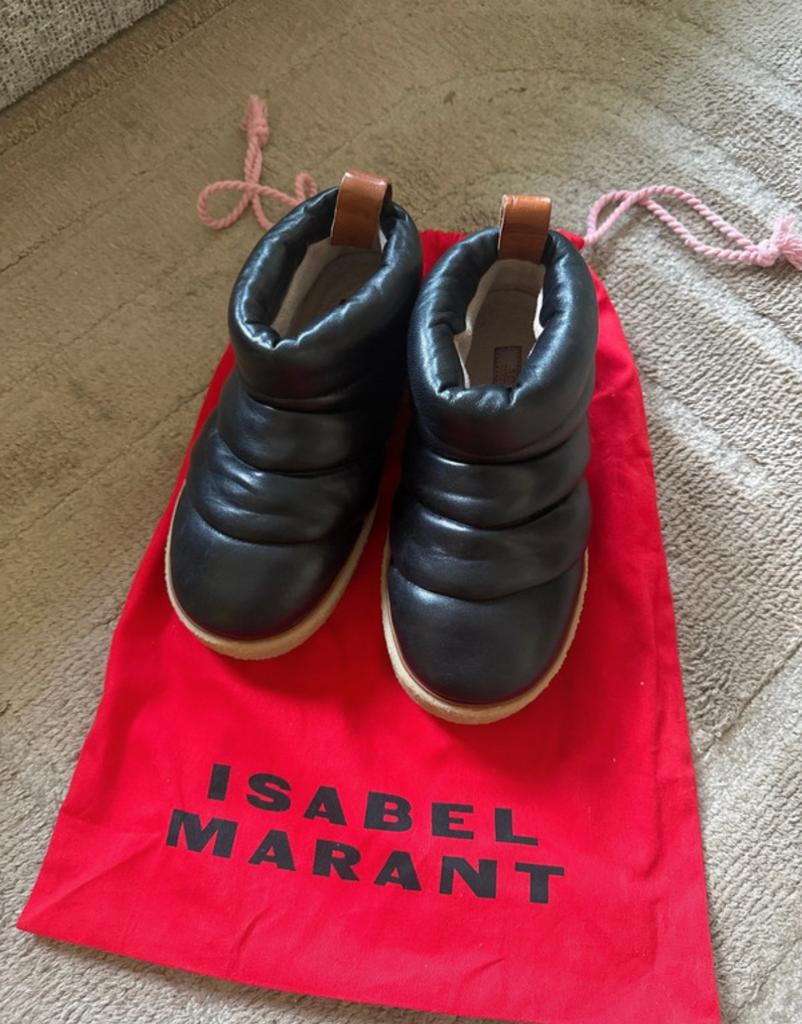 Isabel Marant Eskee Snowboots Maat 35, Kleding | Dames, Schoenen, Zwart, Snowboots, Ophalen of Verzenden, Zo goed als nieuw