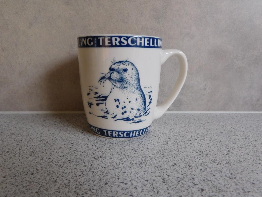 Senseo Mok Zeehond Terschelling, Huis en Inrichting, Ophalen of Verzenden, Zo goed als nieuw, Overige stijlen, Kop(pen) en/of Schotel(s)