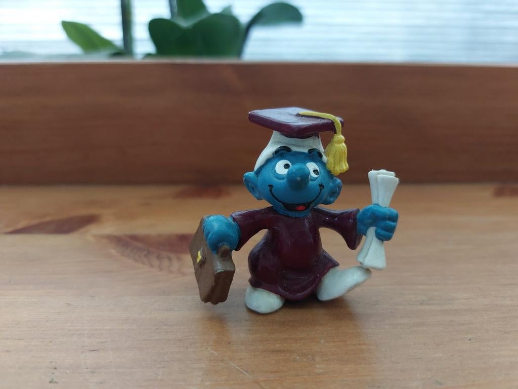 Afgestudeerde smurf 20130 De Smurfen, Verzamelen, Smurfen, Ophalen of Verzenden, Zo goed als nieuw
