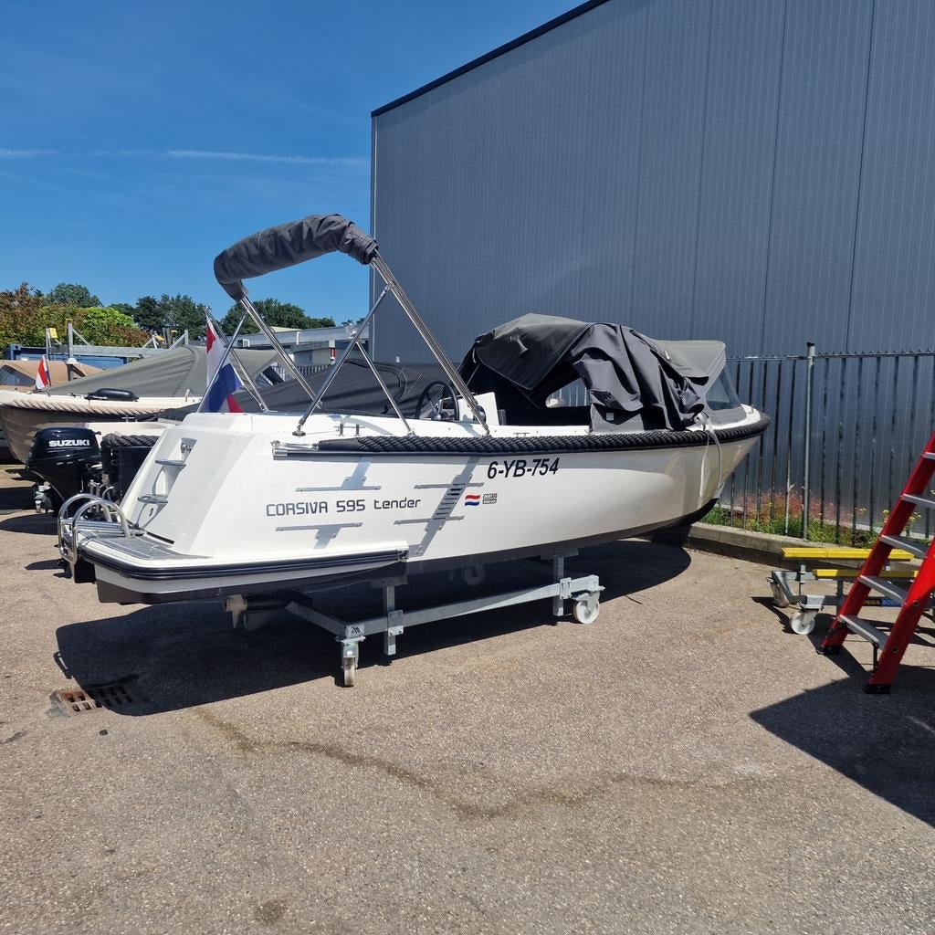 Corsiva 595 Tender met ligplaats in Amsterdam, Watersport en Boten, Ophalen, Polyester, Benzine, Buitenboordmotor
