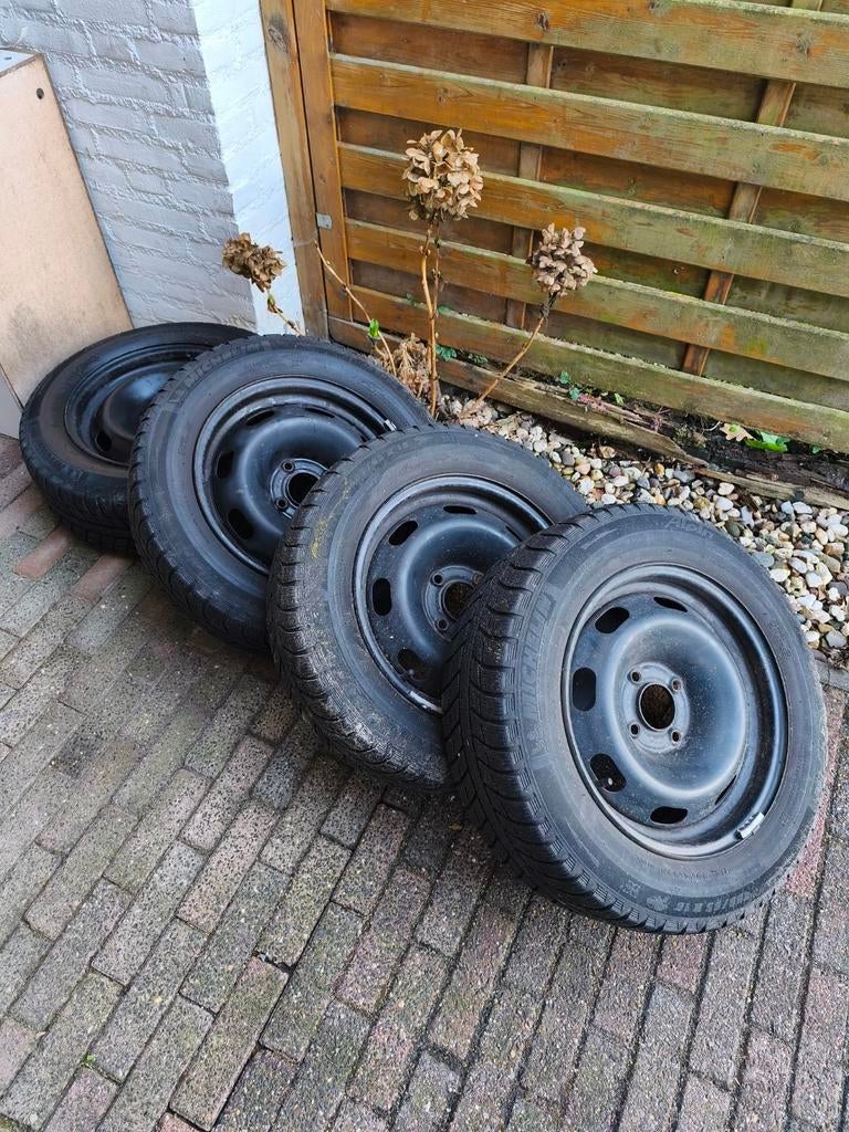 Michelin Winterbanden met Velg 185/65R15, Auto diversen, Auto-accessoires, Gebruikt, Ophalen