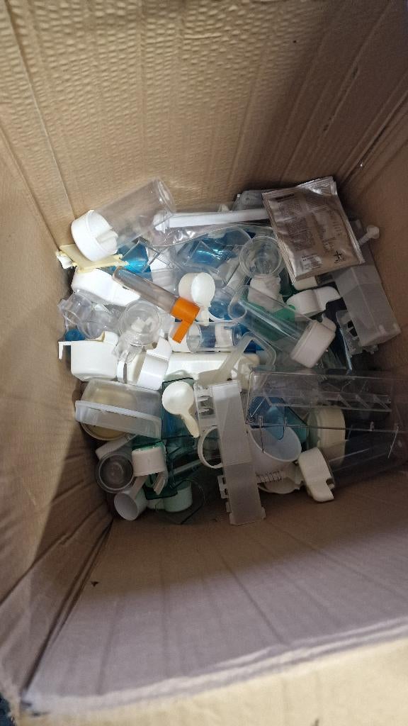 VOGEL ACCESOIRES VOOR DE BROED/KWEEK/KOOI, Dieren en Toebehoren, Ophalen, Zo goed als nieuw, Overige materialen, Broedkooi of Kweekkooi