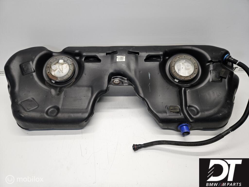 Brandstoftank BMW M3 E92 E90 E93 S65 S65B40 16117283803, Ophalen, Gebruikt, BMW, BMW
