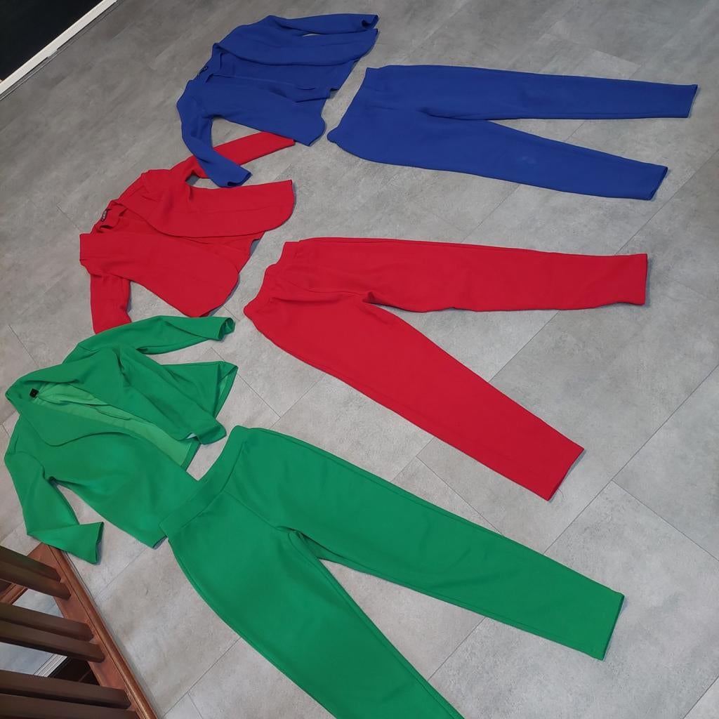 Leuke pakken zomer rood/groen/blauw comfy xs, Ophalen of Verzenden, Zo goed als nieuw, Maat 34 (XS) of kleiner, Blauw