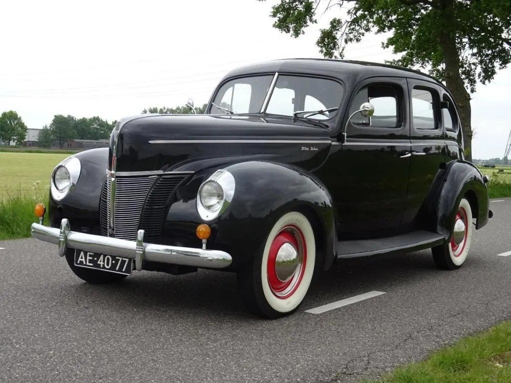 Ford DE LUXE V8, *MOOIE OLDTIMER | RIJDT SUPER, Stof, Gebruikt, Overige carrosserieën, Zwart
