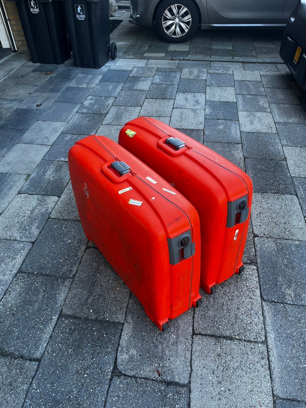 2 koffers oranje, Sieraden, Tassen en Uiterlijk, Ophalen, Gebruikt, Hard kunststof, Slot