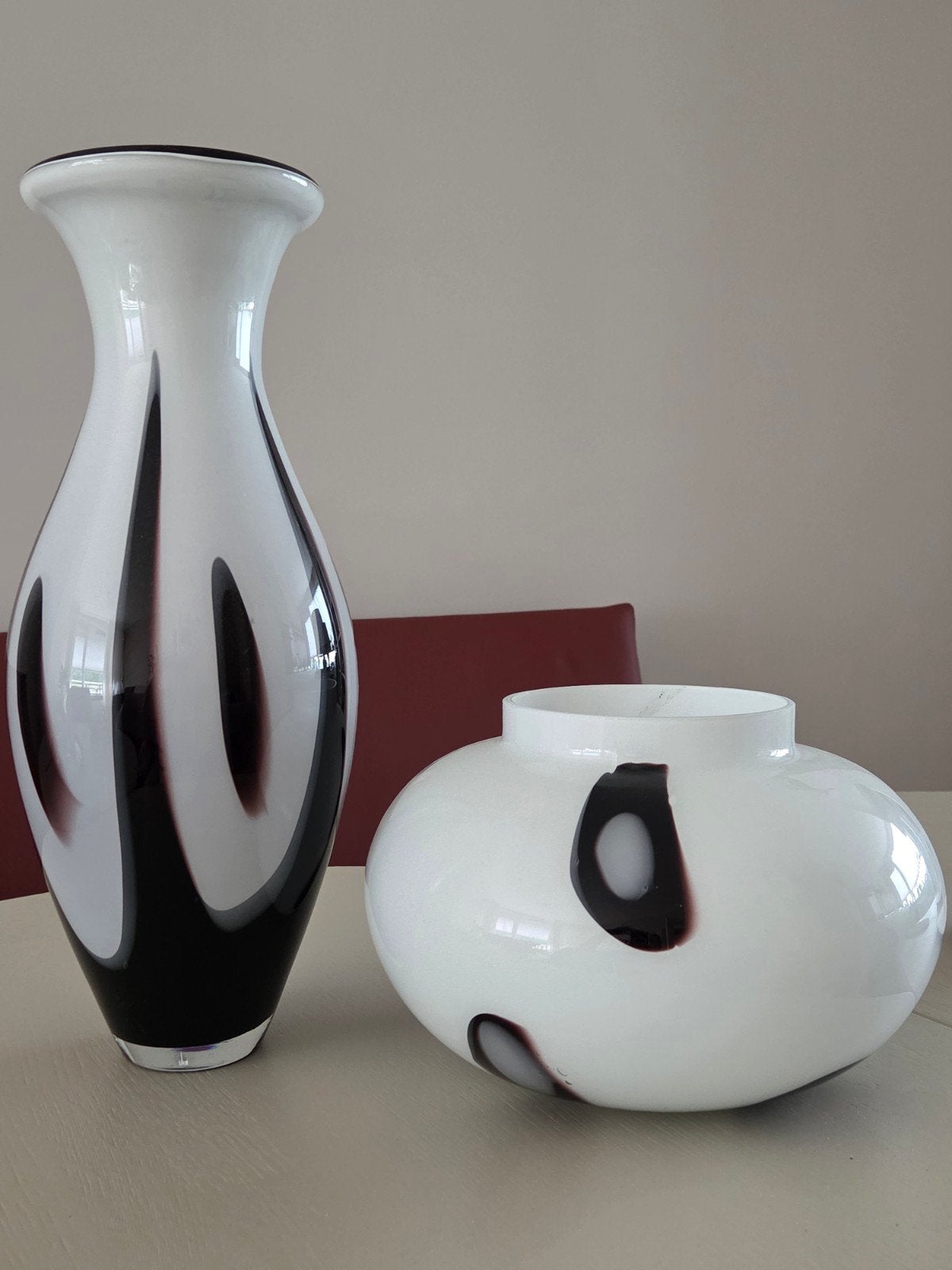 Set van 2 glazen Pols Potten vazen - Wit met zwart design, Ophalen