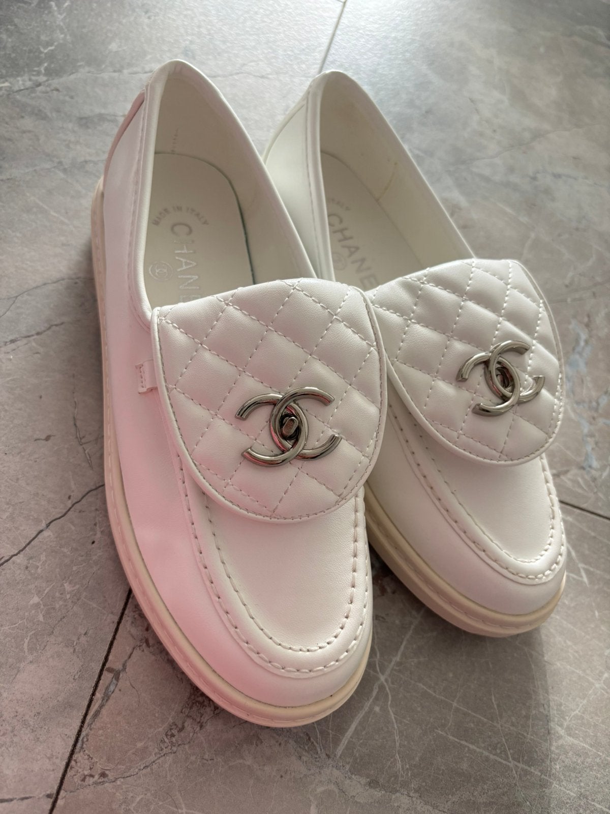 C. Designer instappers/ loafers maat 37 nieuw!, Nieuw, Ophalen of Verzenden, Wit, Instappers