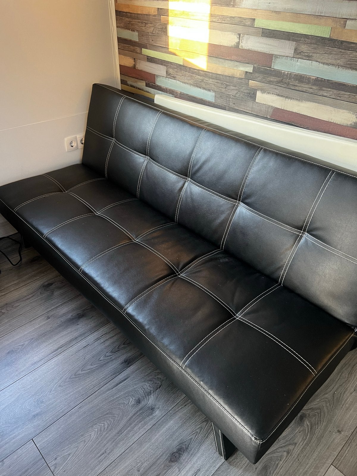 Zwarte Skai Leren Slaapbank - 1.75m Breed