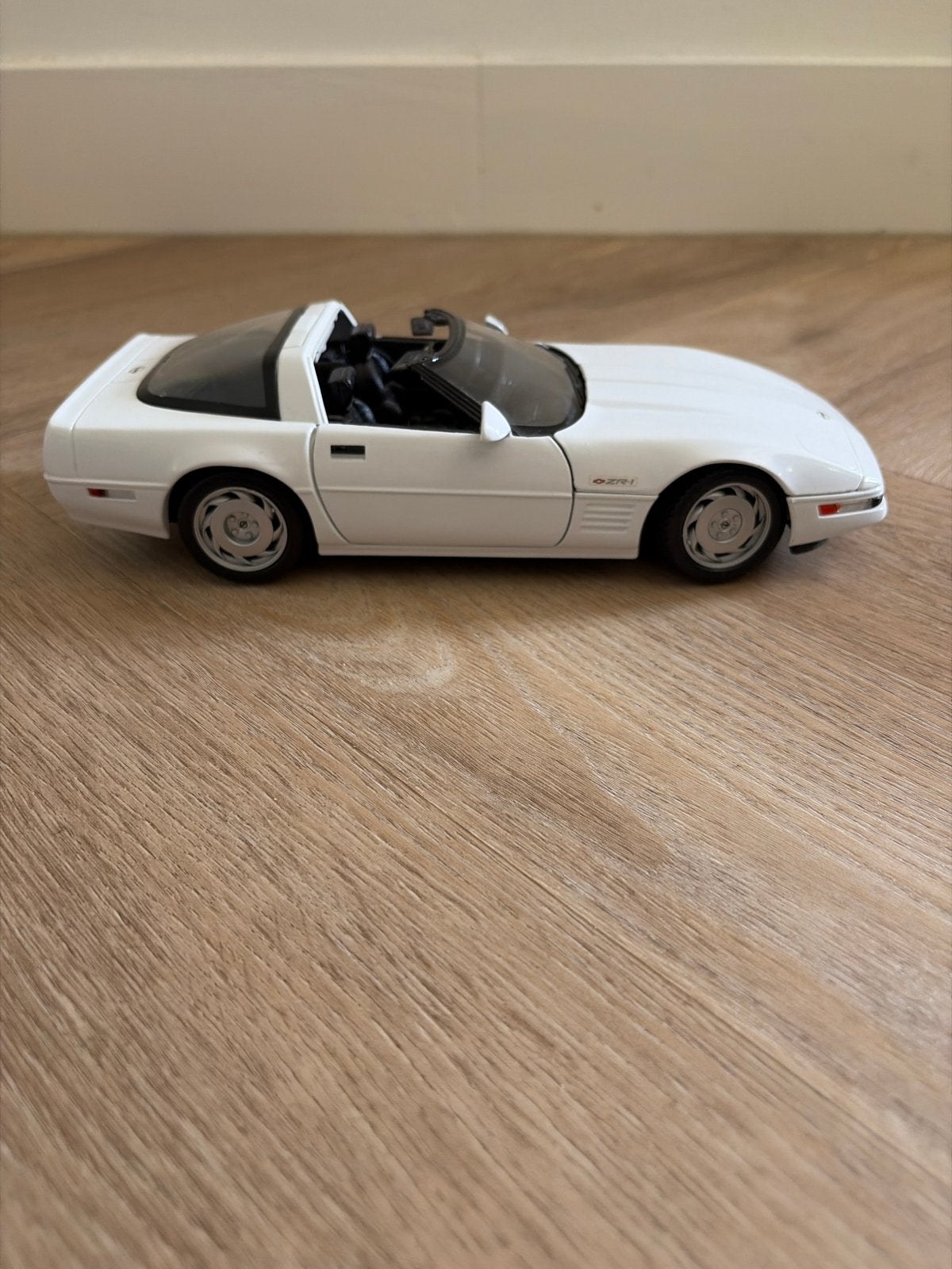 Maisto Corvette ZR-1 (1992) schaalmodel 1:18, Ophalen, Zo goed als nieuw, Auto, Maisto