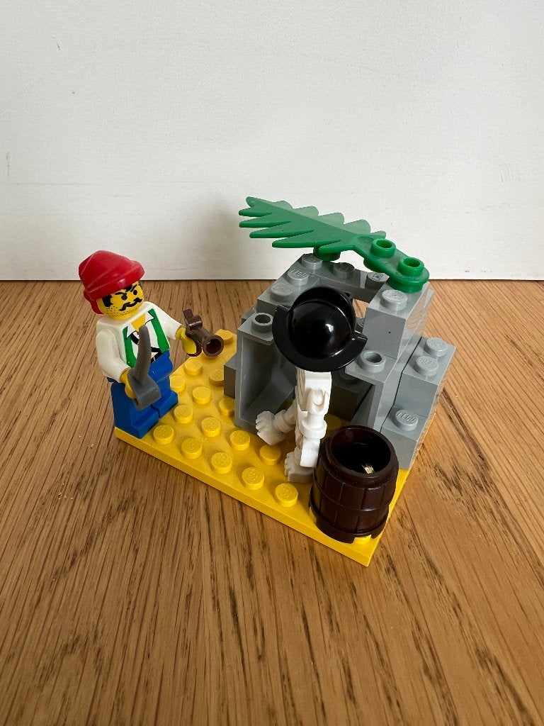 Lego 6232 Skeleton Crew / Pirateneiland, Lego, Complete set, Pirates, Ophalen of Verzenden