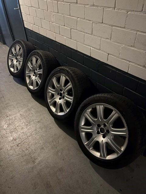 ORIGINELE  VELGEN 18 INCH MET ZGAN ALL SEASON BANDEN, Auto-onderdelen, Banden en Velgen, Ophalen, 18 inch, Banden en Velgen, All Season