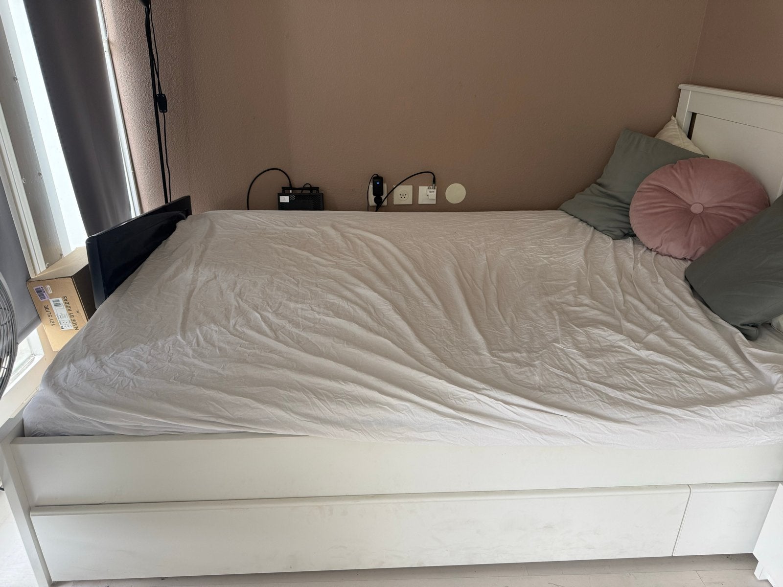 Wit eenpersoonsbed met opbergruimte, Ophalen, Gebruikt, Wit, Tweepersoons