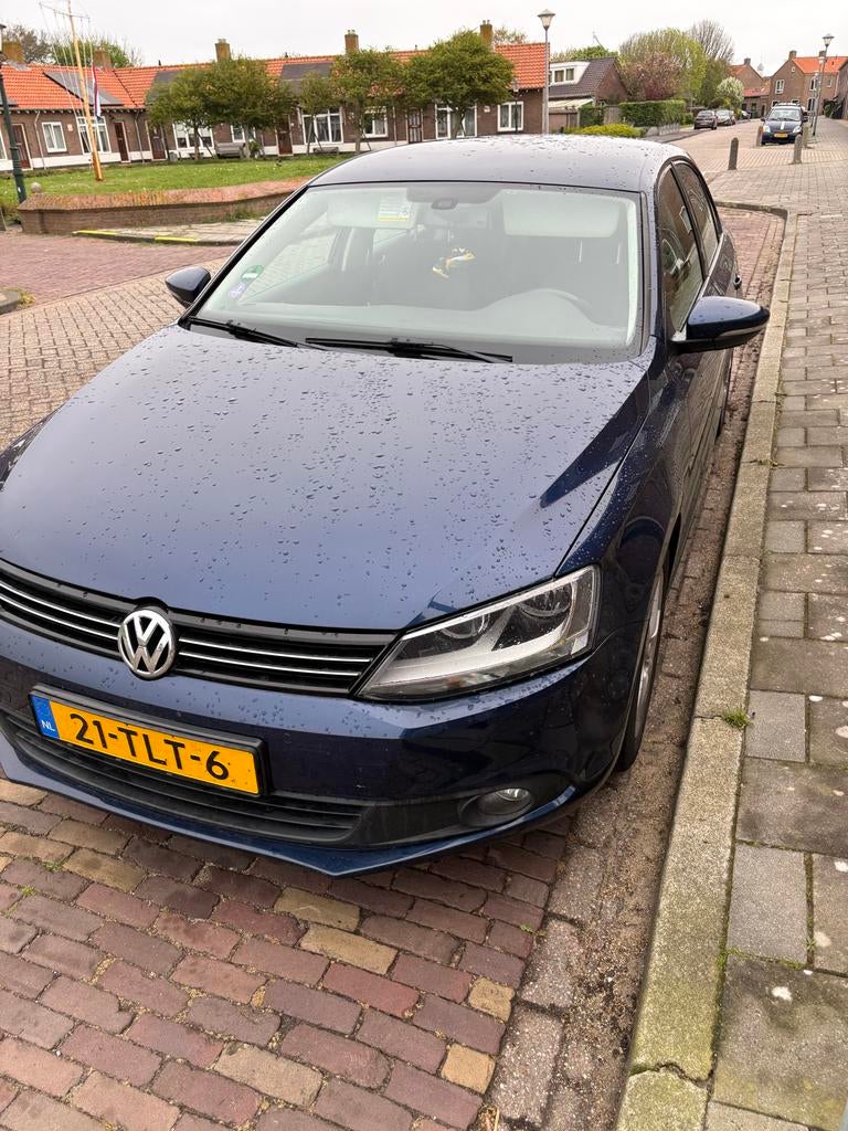 Volkswagen Jetta 1.2TSI 77KW H6 2012 Blauw, Voorwielaandrijving, Zwart, 4 cilinders, Blauw