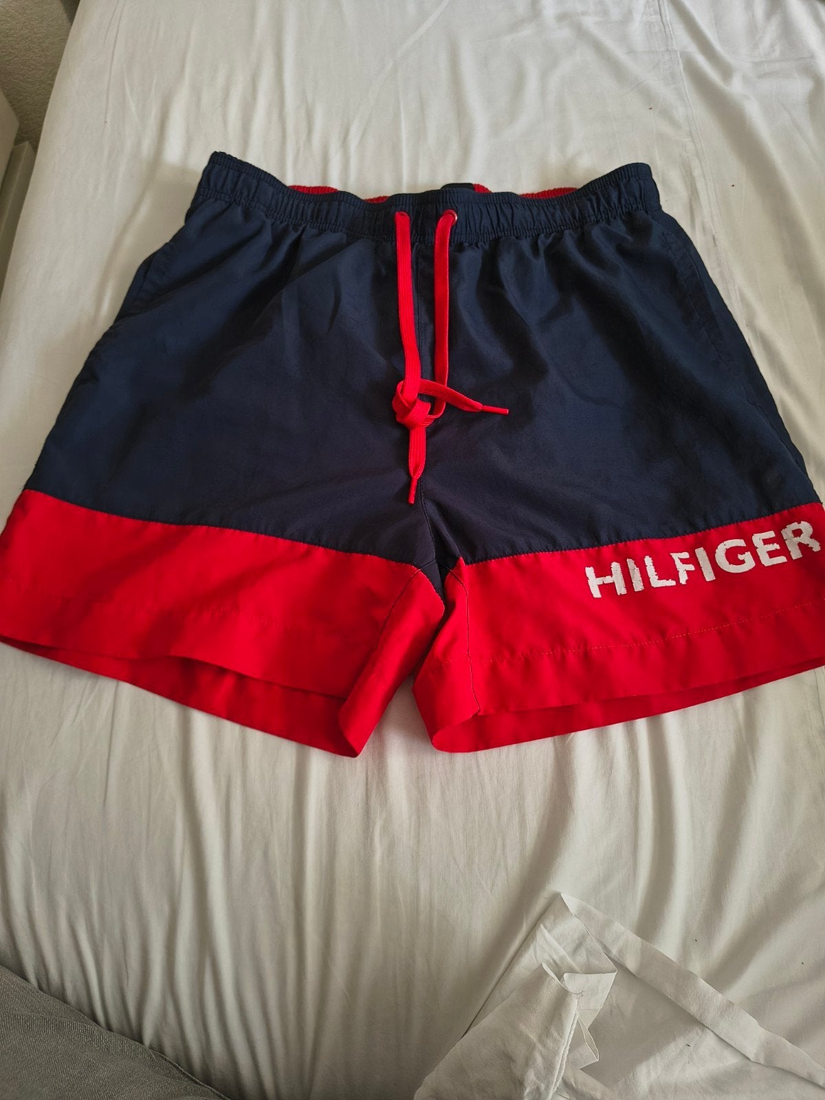 Tommy Hilfiger zwemshort blauw rood maat L met achterzak, Maat 52/54 (L), Blauw, Tommy Hilfiger, Ophalen of Verzenden