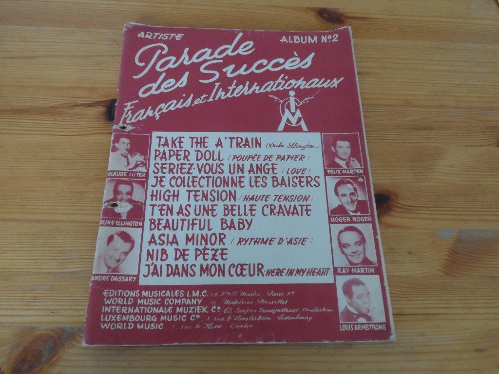 Parade des succes francais et internationaux, Muziek en Instrumenten, Bladmuziek, Gebruikt, Gitaar, Ophalen of Verzenden, Artiest of Componist