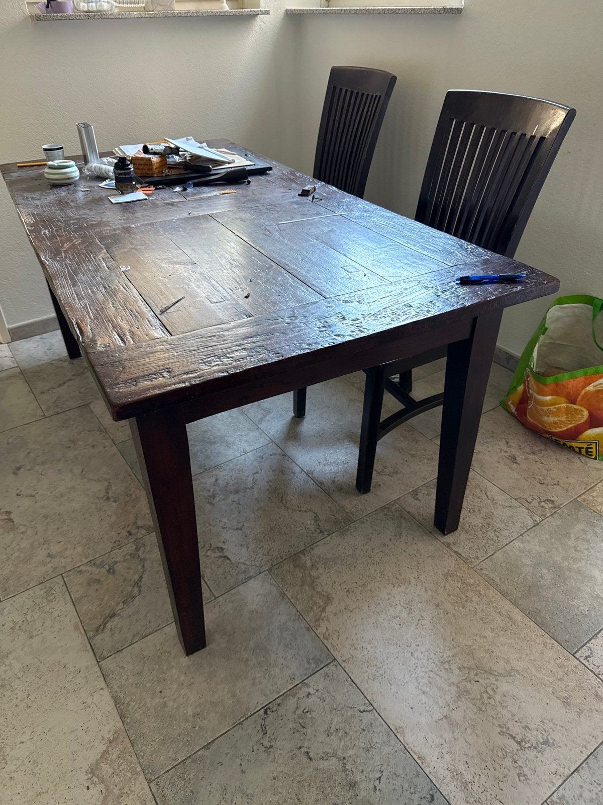 Eettafel met 4 stoelen - Donkerbruin hout, Ophalen, Gebruikt, 100 tot 150 cm, 150 tot 200 cm