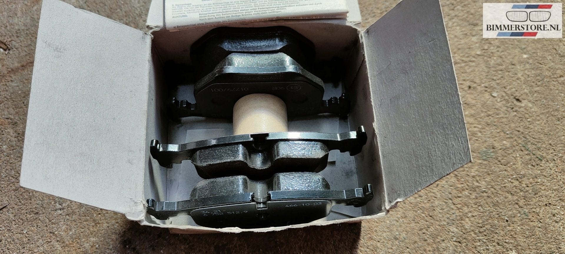 Remblokken achterzijde Origineel BMW 7 serie E38 6761251, -, -, Nieuw, Ophalen of Verzenden