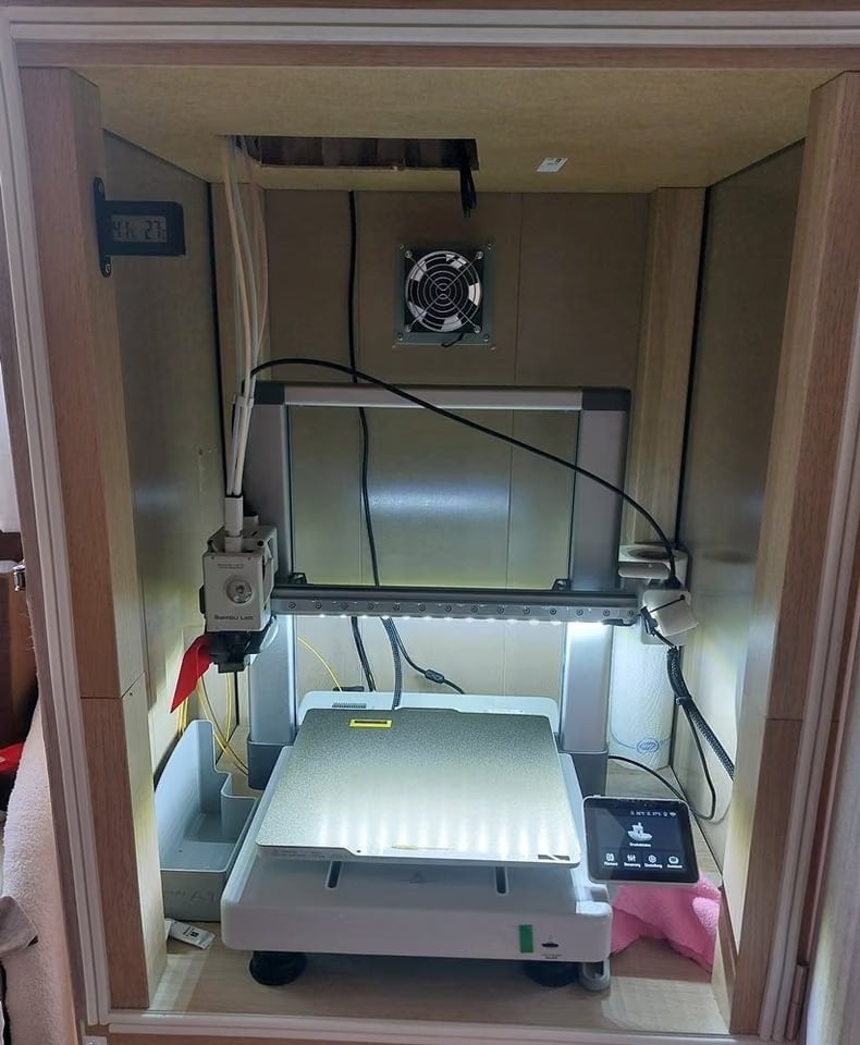 Bambu Lab A1 3D-printer + behuizing – uitgebreide set, Computers en Software, Ophalen of Verzenden, Zo goed als nieuw, Filament
