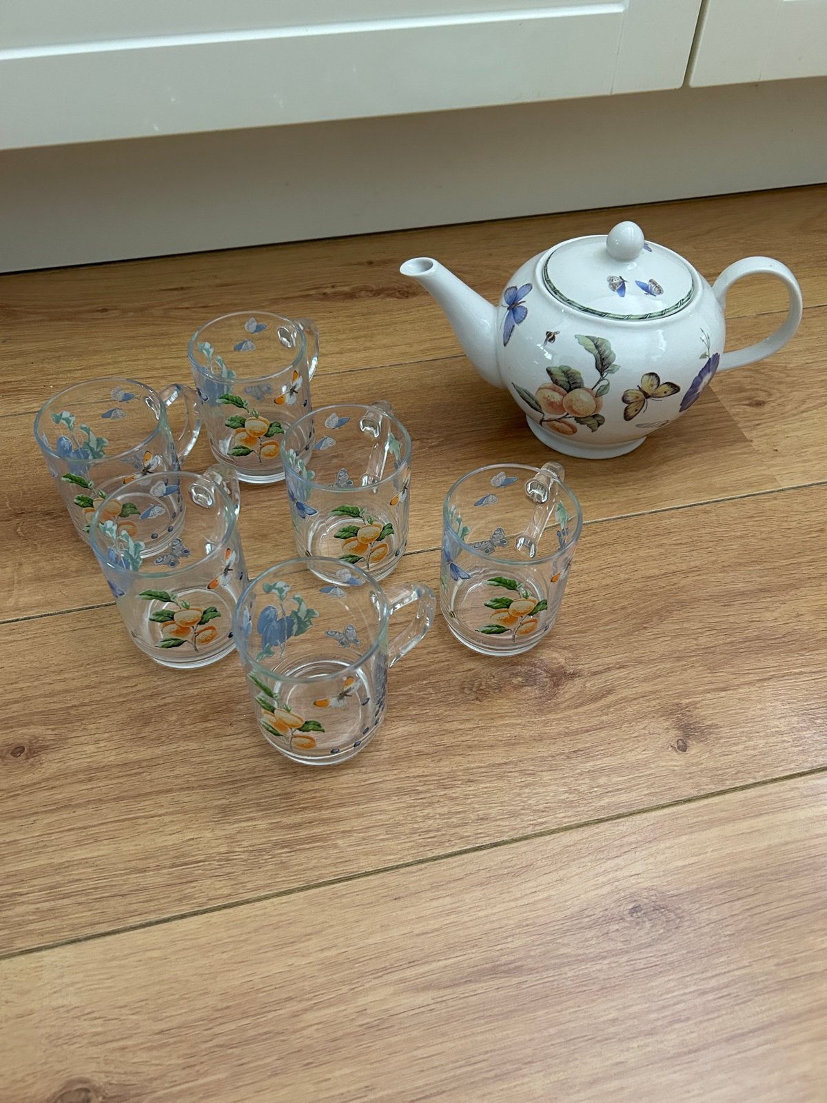 Theepot met 6 glazen van JBS Home Collection, Gebruikt, Overige merken, Keramiek, Ophalen of Verzenden