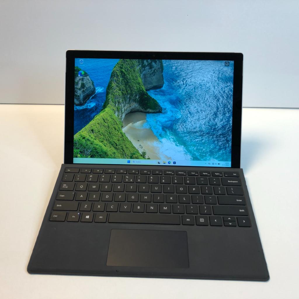 Microsoft Surface Pro 7 Plus | 256GB | 8GB | Nette Staat!, Microsoft, Zo goed als nieuw, Support@microsoft.com, Microsoft Corporation
One Microsoft Way
Redmond, WA 98052-6399
USA